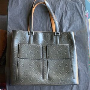Unusual Louis Vuitton Monogrammed Business Tote